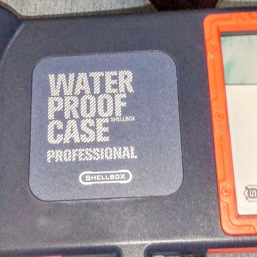 Shellbox Diving case